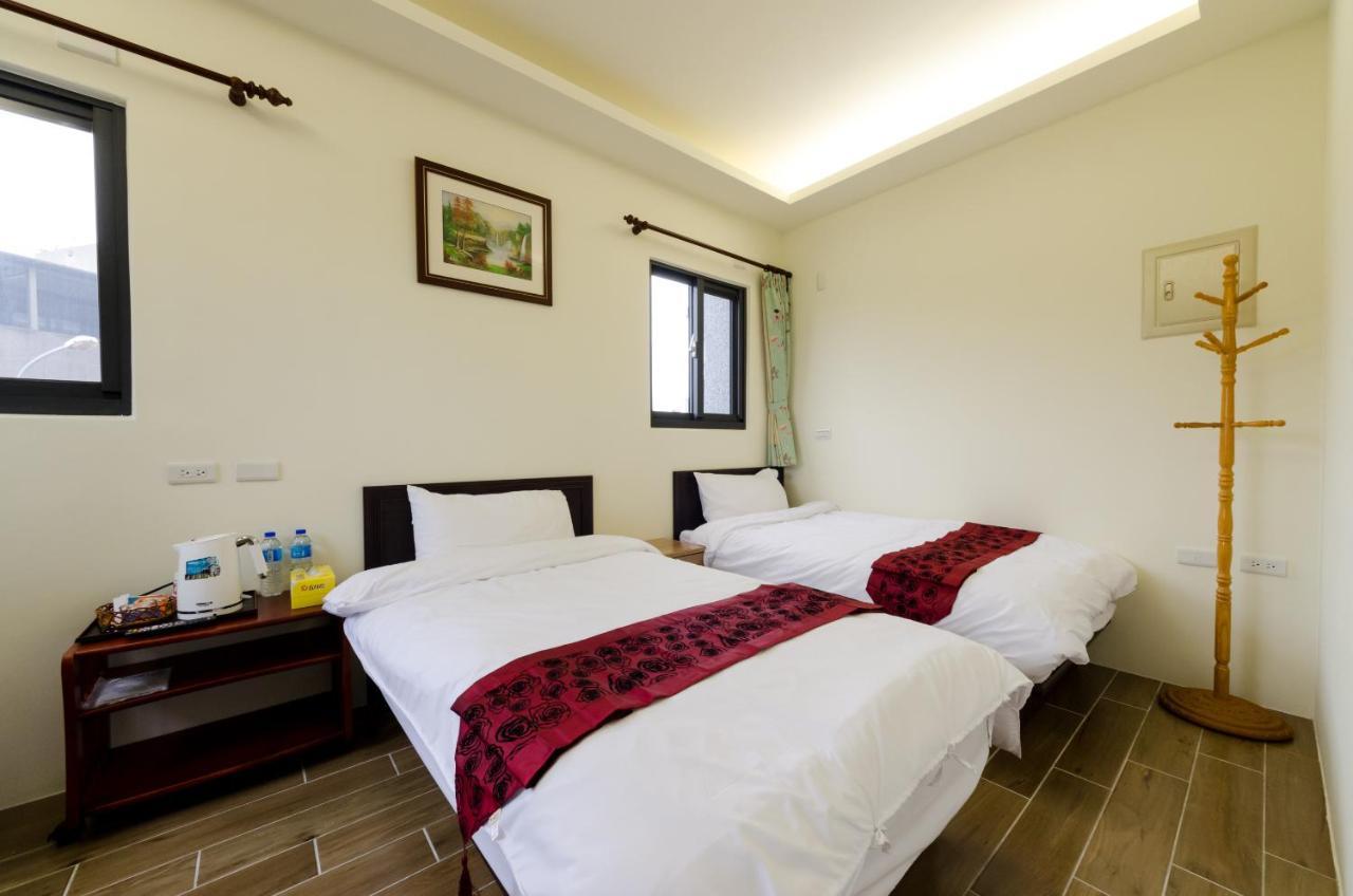 9X9 Homestay เมืองฮวาเหลียน ภายนอก รูปภาพ